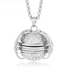 Load image into Gallery viewer, Multi-layer Photo Creative Necklace