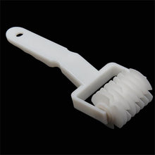 Load image into Gallery viewer, Pastry Lattice Dough Roller