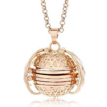 Load image into Gallery viewer, Magical Expandable Photo Locket
